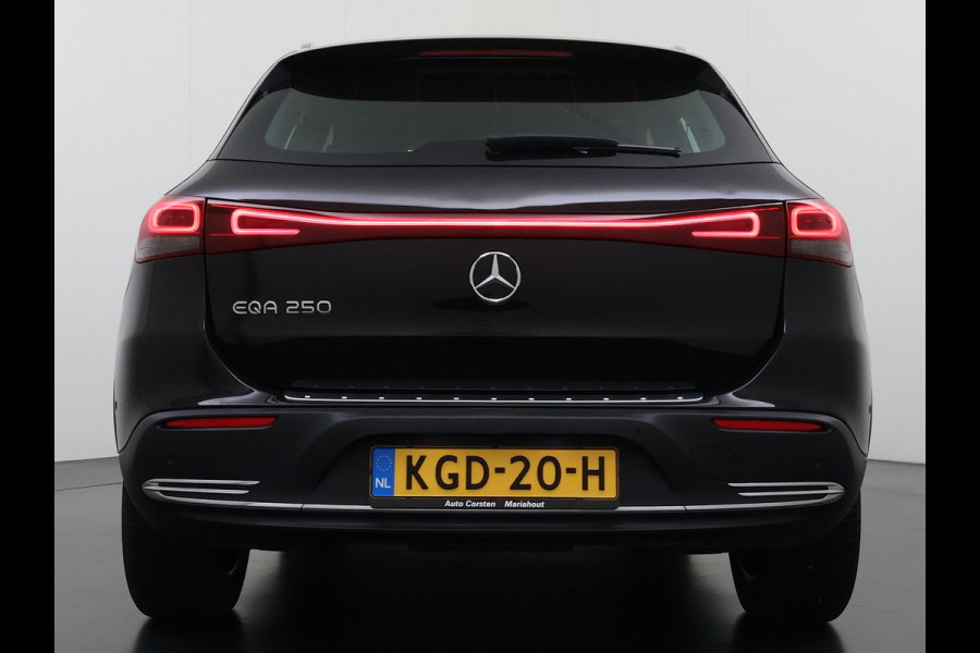 Mercedes-Benz EQA 250 Business Line 67 kWh SOH 97% Navi Ecc Camera Stoelverwarming Cruise Control Pdc Elek.Achterklep Led DAB Bluetooth Lmv 18" Licht en zichtpakket