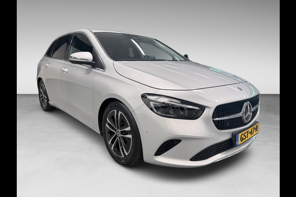 Mercedes-Benz B-Klasse 180 Business Line NAVI/V-COCKPIT/CAM/DAB/ECC/PDC/CRUISE/TREKH///