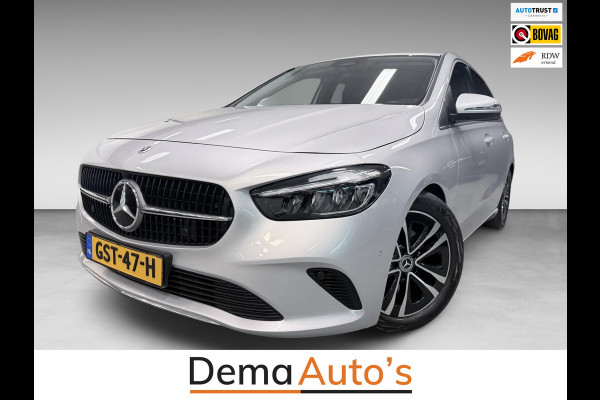 Mercedes-Benz B-Klasse 180 Business Line NAVI/V-COCKPIT/CAM/DAB/ECC/PDC/CRUISE/TREKH///