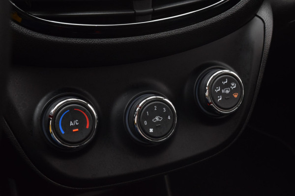 Opel KARL 1.0 Rocks Online Edition|Carplay|Unieke km!