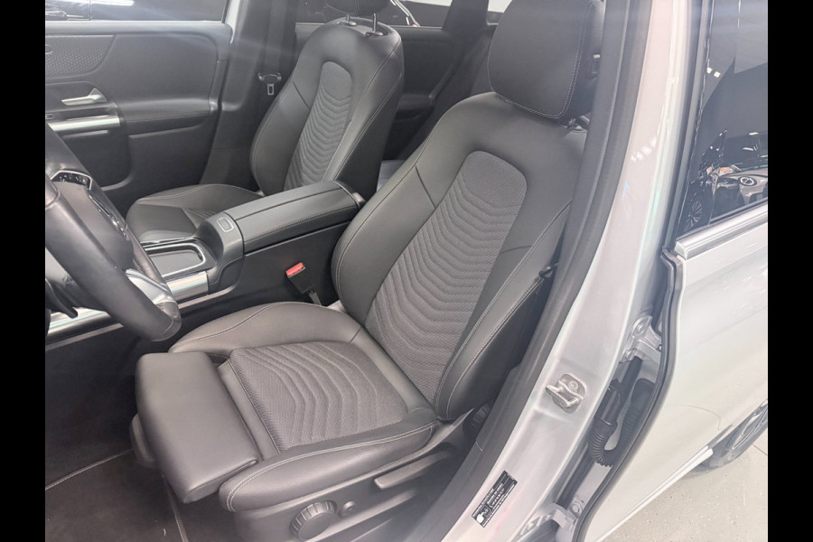 Mercedes-Benz B-Klasse 180 Business Line NAVI/V-COCKPIT/CAM/DAB/ECC/PDC/CRUISE/TREKH///