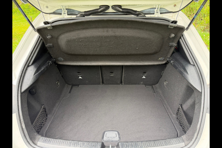 Mercedes-Benz A-Klasse AMG 35 4MATIC|2019|Schaalstoelen|Dealer|Lip-pakket|Sfeer verl| Camera|
