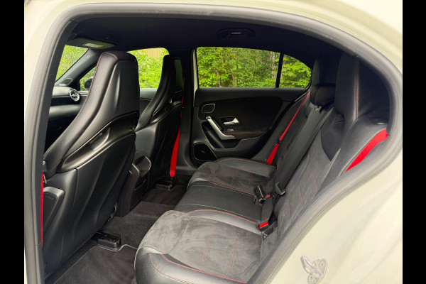 Mercedes-Benz A-Klasse AMG 35 4MATIC|2019|Schaalstoelen|Dealer|Lip-pakket|Sfeer verl| Camera|