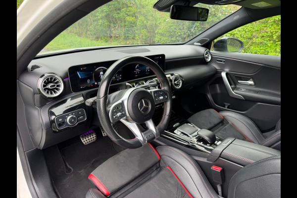 Mercedes-Benz A-Klasse AMG 35 4MATIC|2019|Schaalstoelen|Dealer|Lip-pakket|Sfeer verl| Camera|