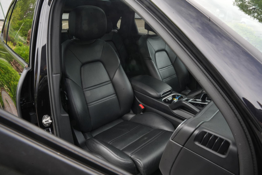 Porsche Cayenne 2.9 S Panoramadak SportChrono Leer Stuurverw. Trekhaak