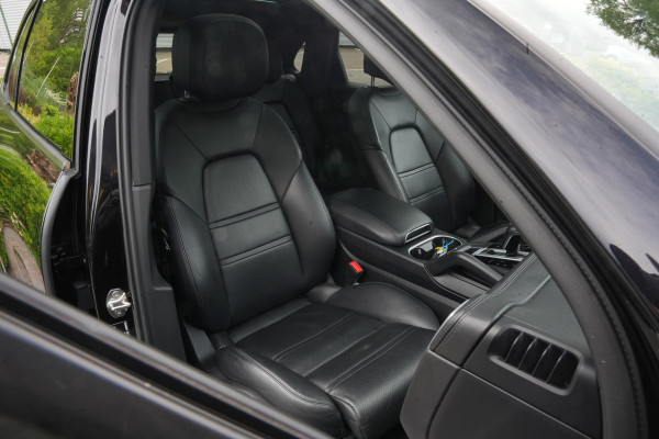 Porsche Cayenne 2.9 S Panoramadak SportChrono Leer Stuurverw. Trekhaak