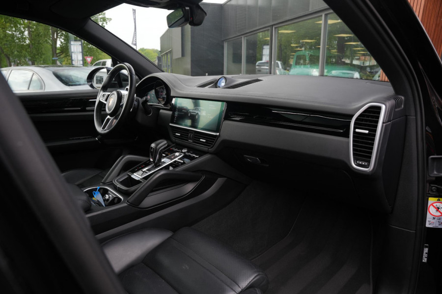 Porsche Cayenne 2.9 S Panoramadak SportChrono Leer Stuurverw. Trekhaak