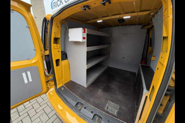 Volkswagen Caddy Cargo 2.0 TDI Comfort Cruise Control/Trekhaak/Parkeersensoren