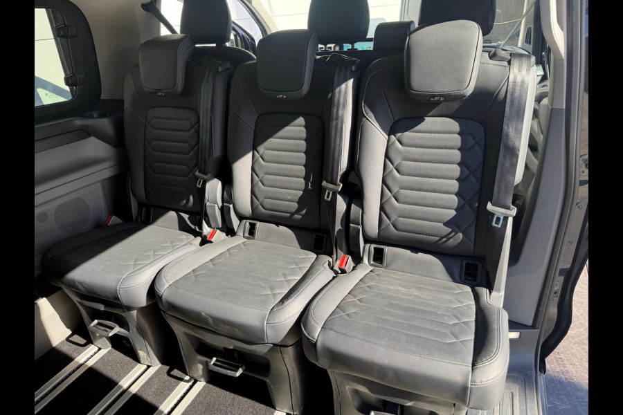 Ford Tourneo Custom 233PK PHEV Automaat Ex BTW/Ex BPM Titanium 9-Personen LED Lichtmetalen Velgen PDC Leren stoelen Carplay Camera Parkeersensoren Cruise Control