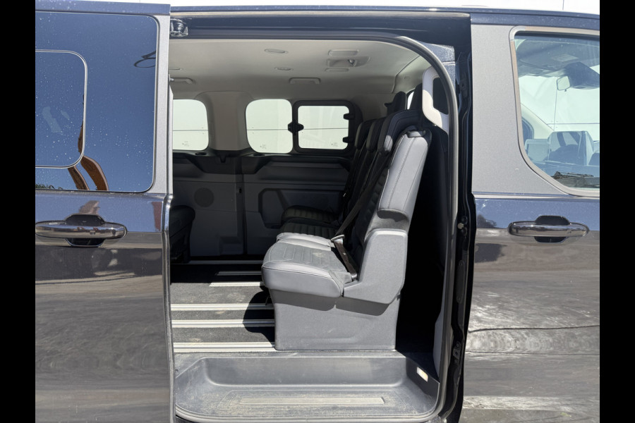 Ford Tourneo Custom 233PK PHEV Automaat Ex BTW/Ex BPM Titanium 9-Personen LED Lichtmetalen Velgen PDC Leren stoelen Carplay Camera Parkeersensoren Cruise Control