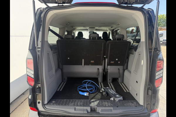 Ford Tourneo Custom 233PK PHEV Automaat Ex BTW/Ex BPM Titanium 9-Personen LED Lichtmetalen Velgen PDC Leren stoelen Carplay Camera Parkeersensoren Cruise Control