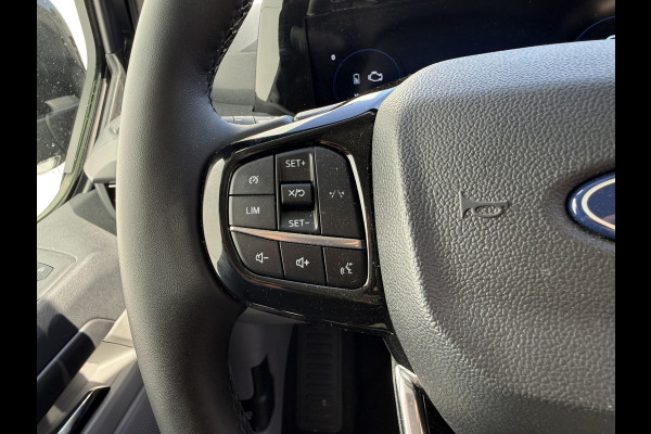 Ford Tourneo Custom 233PK PHEV Automaat Ex BTW/Ex BPM Titanium 9-Personen LED Lichtmetalen Velgen PDC Leren stoelen Carplay Camera Parkeersensoren Cruise Control