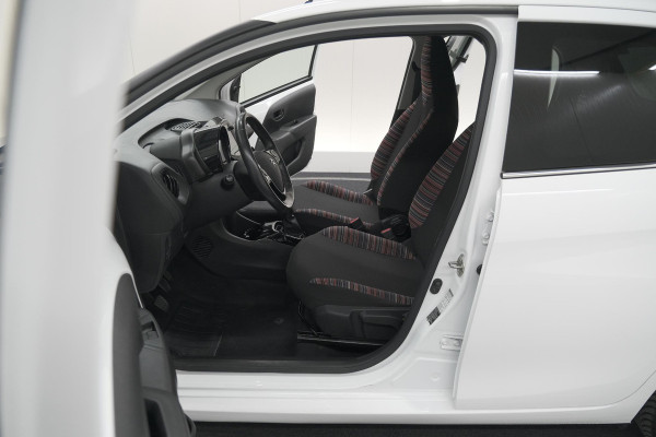 Citroën C1 1.0 VTi Feel | Camera | Apple Carplay | Airco | Getint Glas | 5 Deurs