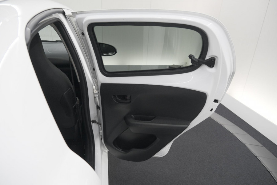 Citroën C1 1.0 VTi Feel | Camera | Apple Carplay | Airco | Getint Glas | 5 Deurs