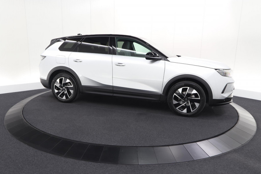 Opel Grandland 1.2 Turbo 145 Hybrid GS | Nieuw Model | Camera | Apple Carplay | Navigatie | Stoelverwarming