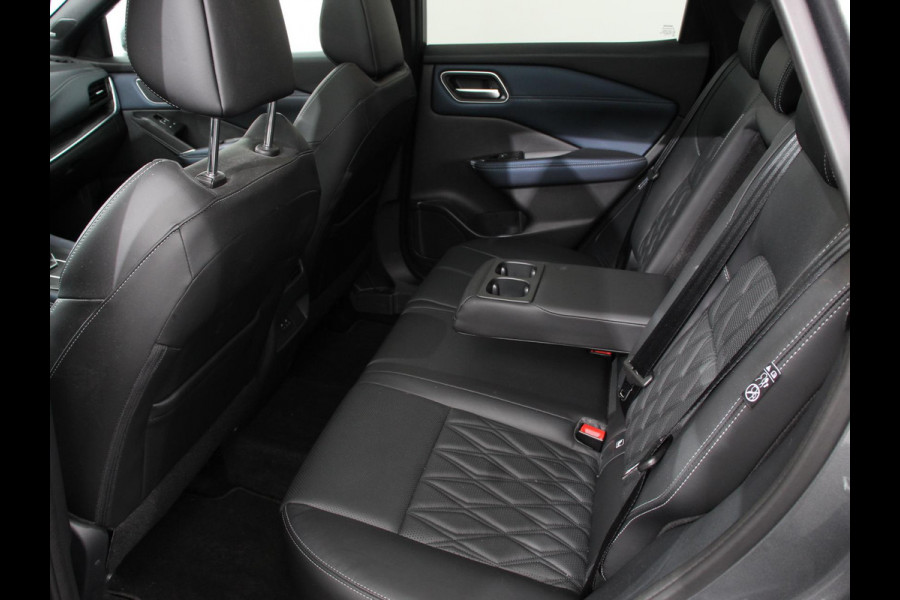 Nissan QASHQAI 1.3 MHEV Xtronic Tekna Plus Automaat Navigatie Apple Carplay/Android Auto Parkeersensoren 360 camera Adaptive cruise control Panoramadak Elektrische achterklep Elektrische bestuurderstoel Stoel-en stuurverwarming Ledverlichting Climate Control
