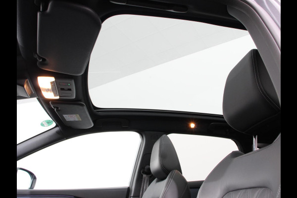 Nissan QASHQAI 1.3 MHEV Xtronic Tekna Plus Automaat Navigatie Apple Carplay/Android Auto Parkeersensoren 360 camera Adaptive cruise control Panoramadak Elektrische achterklep Elektrische bestuurderstoel Stoel-en stuurverwarming Ledverlichting Climate Control