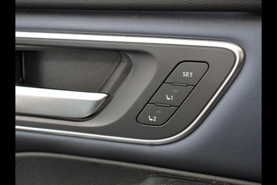 Nissan QASHQAI 1.3 MHEV Xtronic Tekna Plus Automaat Navigatie Apple Carplay/Android Auto Parkeersensoren 360 camera Adaptive cruise control Panoramadak Elektrische achterklep Elektrische bestuurderstoel Stoel-en stuurverwarming Ledverlichting Climate Control