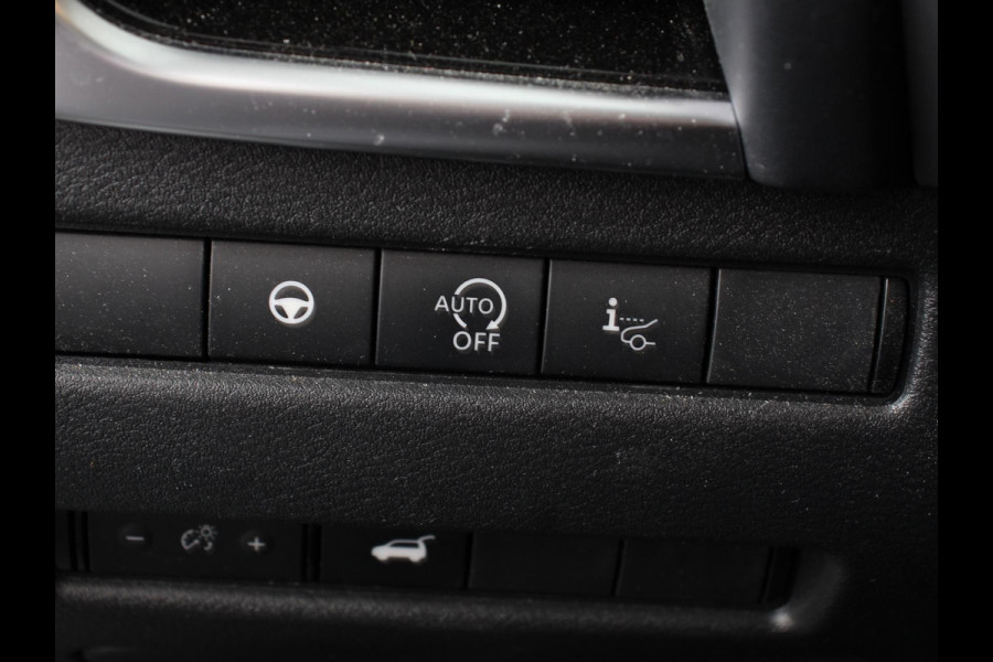 Nissan QASHQAI 1.3 MHEV Xtronic Tekna Plus Automaat Navigatie Apple Carplay/Android Auto Parkeersensoren 360 camera Adaptive cruise control Panoramadak Elektrische achterklep Elektrische bestuurderstoel Stoel-en stuurverwarming Ledverlichting Climate Control