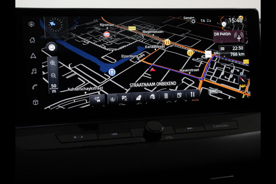 Nissan QASHQAI 1.3 MHEV Xtronic Tekna Plus Automaat Navigatie Apple Carplay/Android Auto Parkeersensoren 360 camera Adaptive cruise control Panoramadak Elektrische achterklep Elektrische bestuurderstoel Stoel-en stuurverwarming Ledverlichting Climate Control