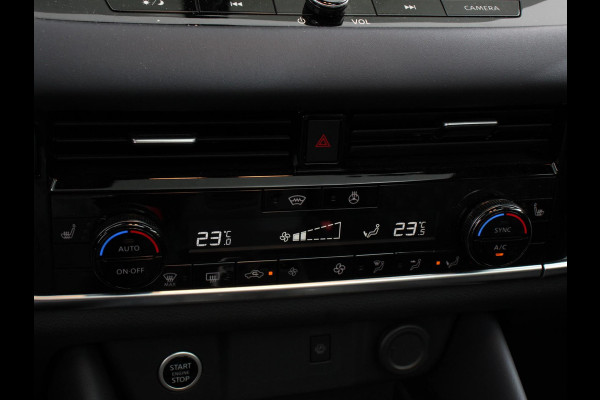 Nissan QASHQAI 1.3 MHEV Xtronic Tekna Plus Automaat Navigatie Apple Carplay/Android Auto Parkeersensoren 360 camera Adaptive cruise control Panoramadak Elektrische achterklep Elektrische bestuurderstoel Stoel-en stuurverwarming Ledverlichting Climate Control
