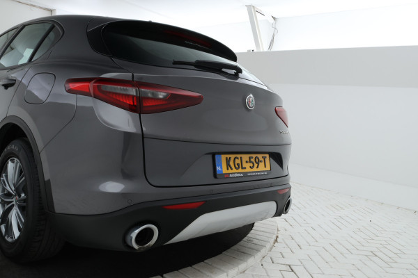 Alfa Romeo Stelvio 2.2d Super Automaat, Navigatie, Leer, Climate,