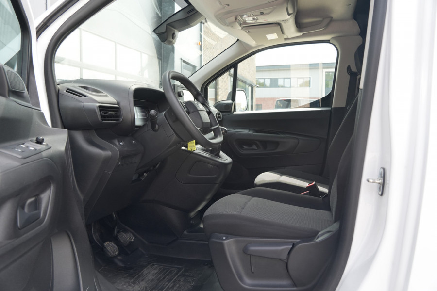 Toyota PROACE CITY 1.5 D-4D L1 100pk - Airco - DAB - PDC - Trekhaak - Rijklaar