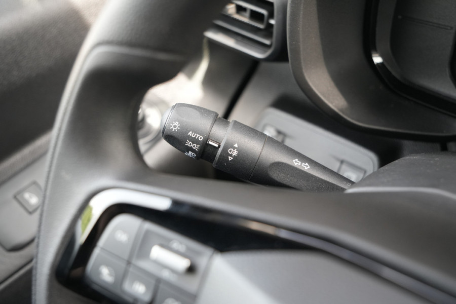 Toyota PROACE CITY 1.5 D-4D L1 100pk - Airco - DAB - PDC - Trekhaak - Rijklaar