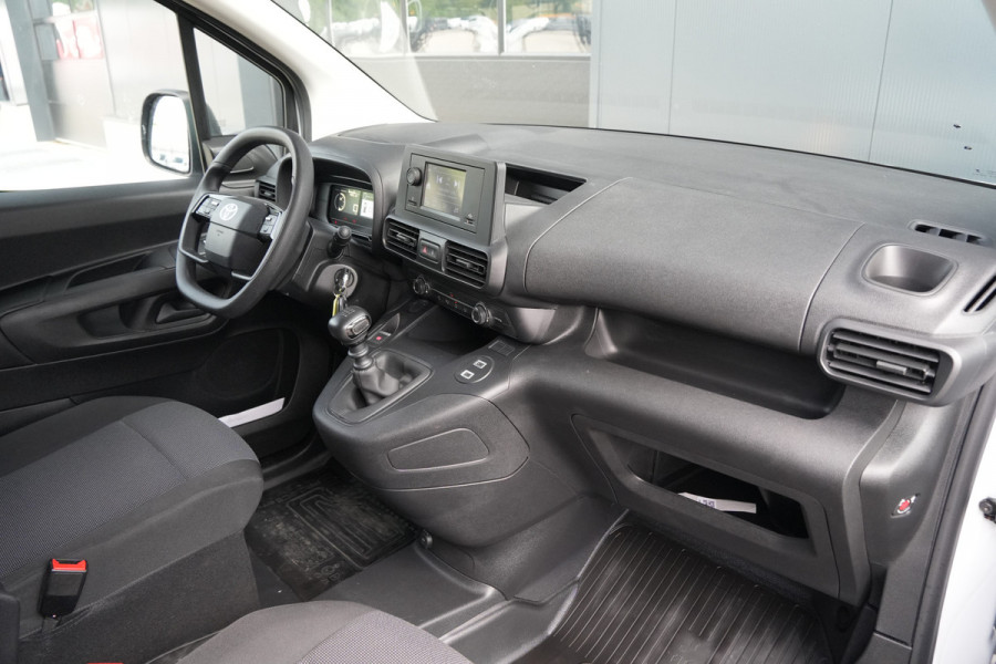 Toyota PROACE CITY 1.5 D-4D L1 100pk - Airco - DAB - PDC - Trekhaak - Rijklaar