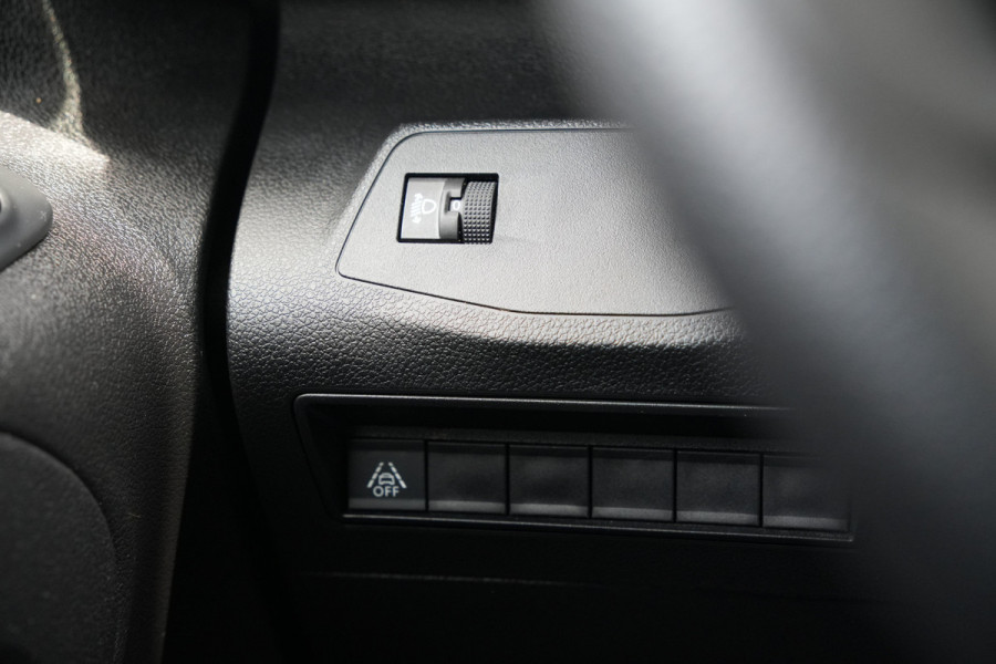Toyota PROACE CITY 1.5 D-4D L1 100pk - Airco - DAB - PDC - Trekhaak - Rijklaar