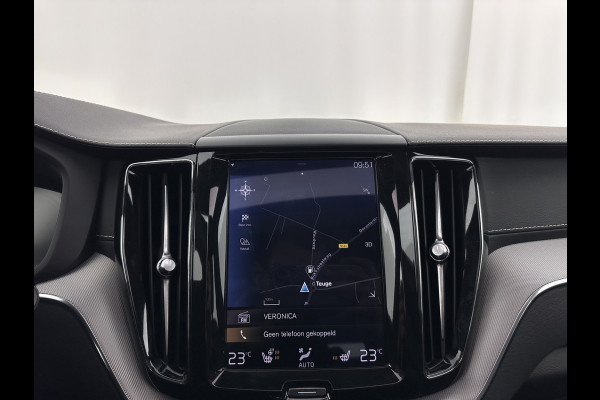 Volvo XC60 2.0 T8 R-Design Twin Engine AWD (Plug-In) (INCL-BTW) *PANO | LEATHER-MICROFIBRE | FULL-LED | KEYLESS | AIR-SUSPENSION | HEATED-SPORTSEATS | DIGI-COCKPIT | CAMERA | NAVI-FULLMAP | ECC | PDC | CRUISE | TOWBAR | 21''ALU*