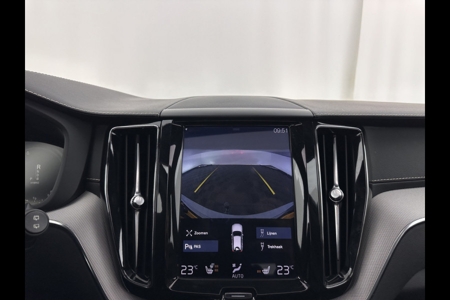 Volvo XC60 2.0 T8 R-Design Twin Engine AWD (Plug-In) (INCL-BTW) *PANO | LEATHER-MICROFIBRE | FULL-LED | KEYLESS | AIR-SUSPENSION | HEATED-SPORTSEATS | DIGI-COCKPIT | CAMERA | NAVI-FULLMAP | ECC | PDC | CRUISE | TOWBAR | 21''ALU*