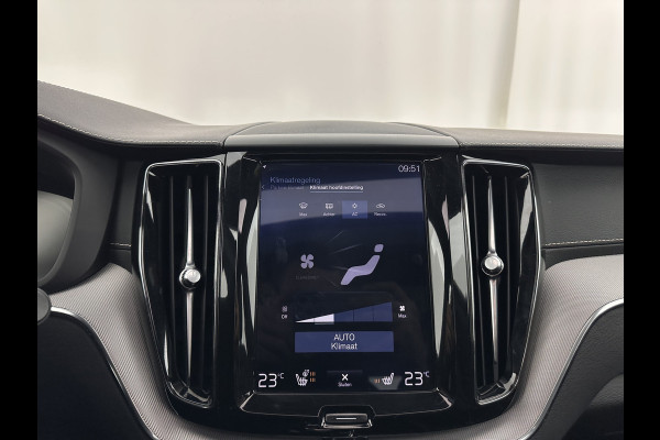 Volvo XC60 2.0 T8 R-Design Twin Engine AWD (Plug-In) (INCL-BTW) *PANO | LEATHER-MICROFIBRE | FULL-LED | KEYLESS | AIR-SUSPENSION | HEATED-SPORTSEATS | DIGI-COCKPIT | CAMERA | NAVI-FULLMAP | ECC | PDC | CRUISE | TOWBAR | 21''ALU*