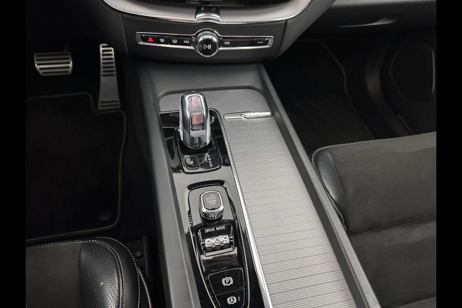 Volvo XC60 2.0 T8 R-Design Twin Engine AWD (Plug-In) (INCL-BTW) *PANO | LEATHER-MICROFIBRE | FULL-LED | KEYLESS | AIR-SUSPENSION | HEATED-SPORTSEATS | DIGI-COCKPIT | CAMERA | NAVI-FULLMAP | ECC | PDC | CRUISE | TOWBAR | 21''ALU*