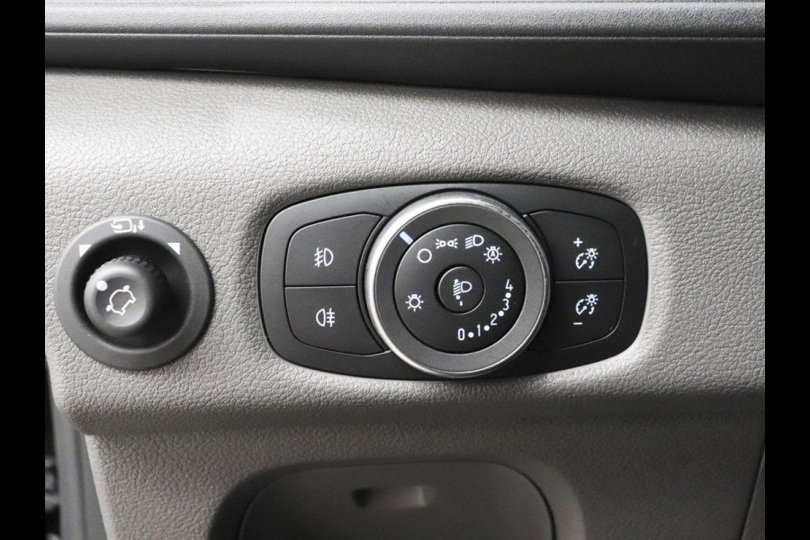 Ford Transit 310 2.0 TDCI L2H2 Trend Automaat Navigatie Trekhaak 360° Camera Airco Cruise DAB+