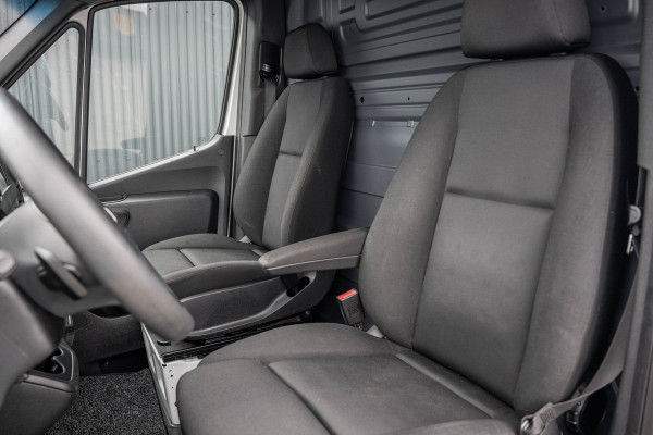 Mercedes-Benz Sprinter 315 CDI L2H2 | Automaat | Mbux | Camera | 1ste Eigenaar | Cruise | PDC | Climatronic