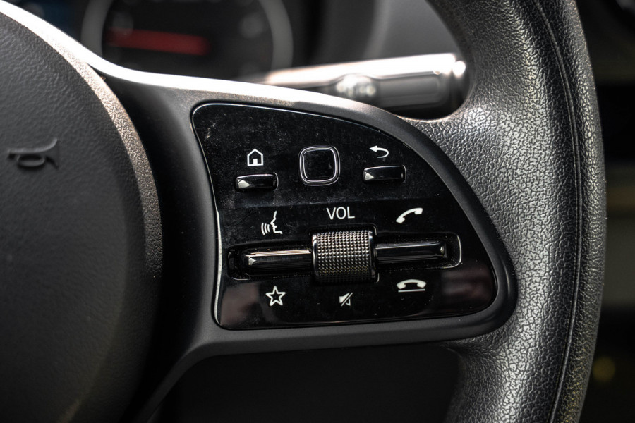 Mercedes-Benz Sprinter 315 CDI L2H2 | Automaat | Mbux | Camera | 1ste Eigenaar | Cruise | PDC | Climatronic