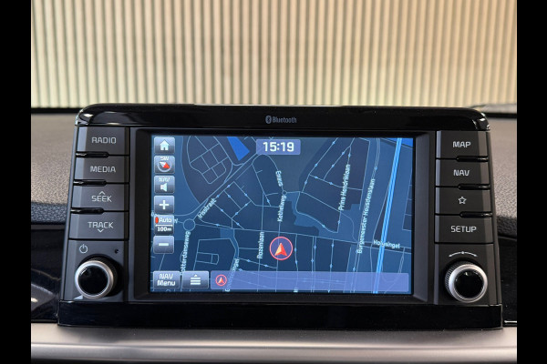 Kia Picanto 1.2 CVVT DynamicPlusLine AUT. CAMERA PARKEERSENSOREN ACHTER CRUISE CONTROL AIRCO STUURVERWARMING STOELVERWARMING NAVI