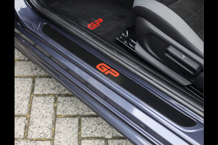MINI Mini John Cooper Works GP | 1/3000 - Stoelverwarming - Carplay