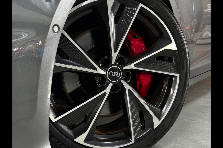 Audi A6 Avant 55 TFSI e quattro S Competition Pano B&O 360° Trekhaak Carbon Camera