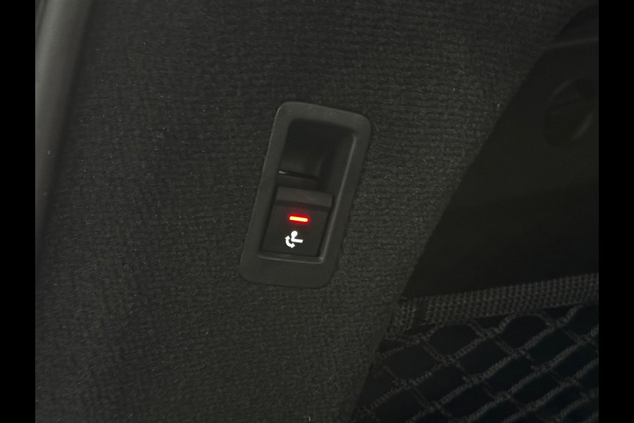 Audi A6 Avant 55 TFSI e quattro S Competition Pano B&O 360° Trekhaak Carbon Camera