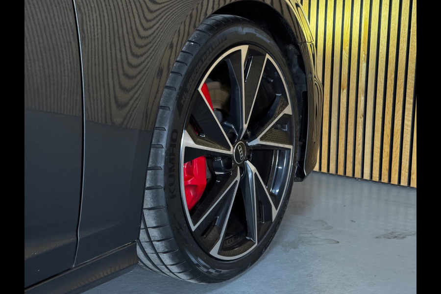 Audi A6 Avant 55 TFSI e quattro S Competition Pano B&O 360° Trekhaak Carbon Camera