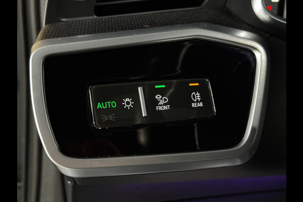 Audi A6 Avant 55 TFSI e quattro S Competition Pano B&O 360° Trekhaak Carbon Camera