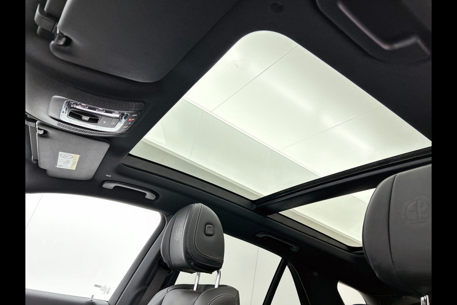 Mercedes-Benz GLE AMG 53 Hybrid 4MATIC+ Night Edition Premium Plus | Winterpakket | Sierelementen AMG carbon | MAGIC VISION CONTROL | Panoramaschuifdak | Trekhaak | Verlichte treeplanken | 22 inch kruisspaaks lichtmetalen AMG-velgen | 360° camera |