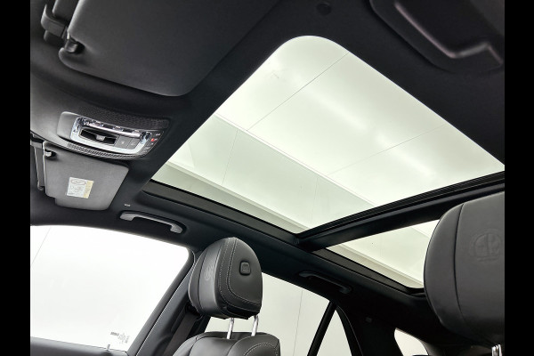 Mercedes-Benz GLE AMG 53 Hybrid 4MATIC+ Night Edition Premium Plus | Winterpakket | Sierelementen AMG carbon | MAGIC VISION CONTROL | Panoramaschuifdak | Trekhaak | Verlichte treeplanken | 22 inch kruisspaaks lichtmetalen AMG-velgen | 360° camera |