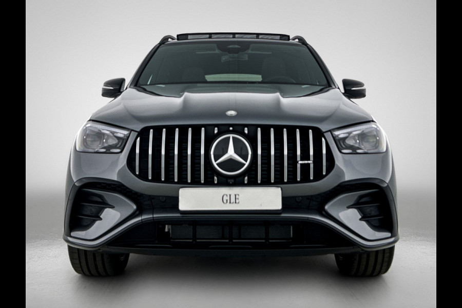 Mercedes-Benz GLE AMG 53 Hybrid 4MATIC+ Night Edition Premium Plus | Winterpakket | Sierelementen AMG carbon | MAGIC VISION CONTROL | Panoramaschuifdak | Trekhaak | Verlichte treeplanken | 22 inch kruisspaaks lichtmetalen AMG-velgen | 360° camera |