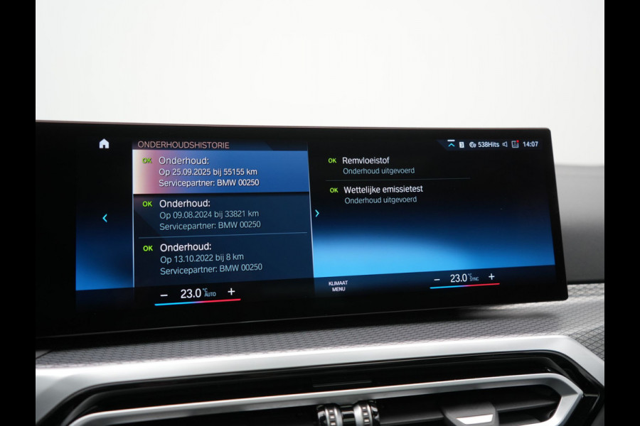 BMW 3 Serie Touring 330e M Sport FACELIFT PHEV 293pk Dealer O.H. | Trekhaak Af Fabriek | Panodak | Head Up | Camera | Dravitgrau | Lederen Sportstoelen Verwarmd | Sfeerverlichting | Apple Carplay | Keyless | Blis | Cruise Control | Navigatie | DAB | Plug In Hybrid |