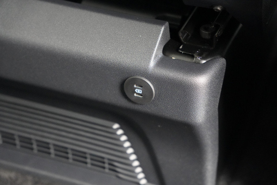 Ford Transit Custom 340 2.5 PHEV L2H1 Limited 232pk 9 Zits - Keyless - ACC - Blindspot - Camera - Carplay - Navi - Prijs excl. BTW - Rijklaar