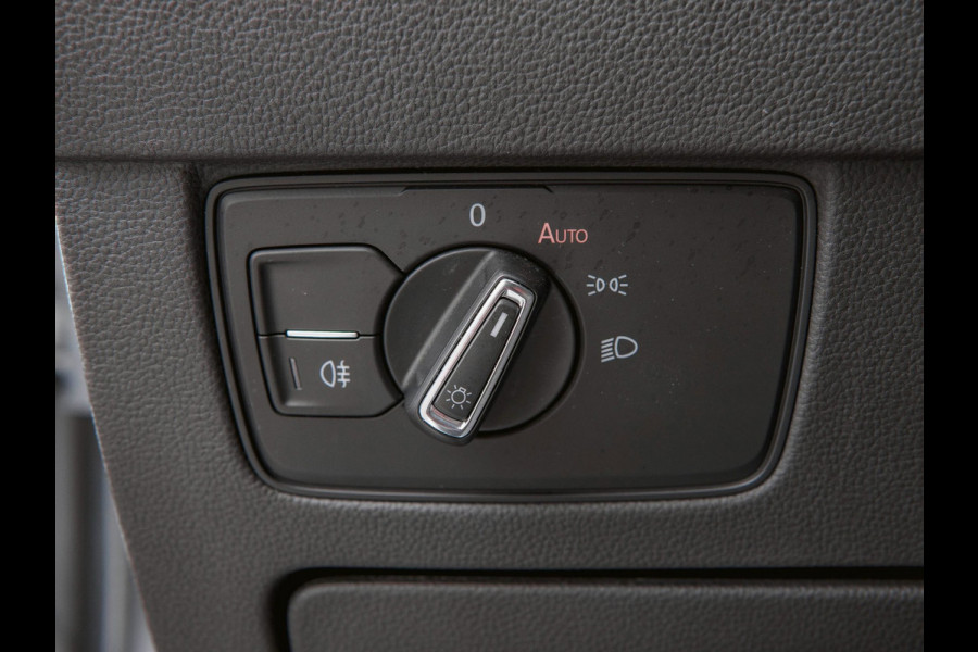 Volkswagen Passat Variant 1.4 TSI PHEV GTE Business Pano|Trekhaak|Camera|ACC|Stoelverwarming|Ergocomfort|Massage