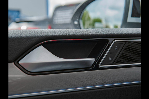 Volkswagen Passat Variant 1.4 TSI PHEV GTE Business Pano|Trekhaak|Camera|ACC|Stoelverwarming|Ergocomfort|Massage